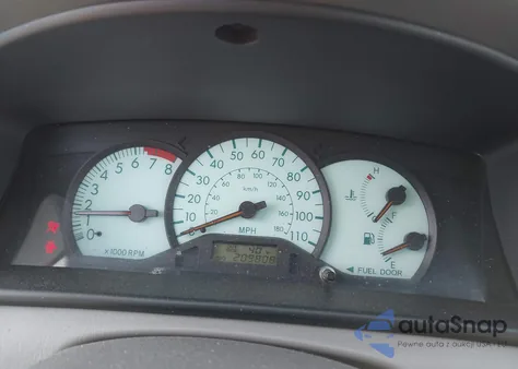 2004 Toyota Corolla Le z USA, uszkodzony, nr VIN 1NXBR32E24Z236295